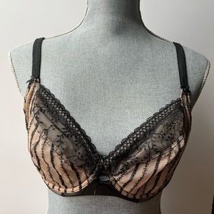 Victoria’s Secret black and nude lace underwire bra, 36D barely worn